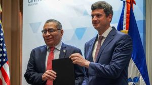 La UFG firma alianza estratégica con Universidad de Arizona
