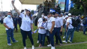Empleados de Educación y Salud con salario arriba de $2,000 no recibirán escalafón en 2023