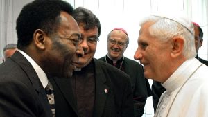 Benedicto XVI y el fútbol