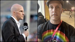 Muere periodista deportivo estadounidense que usó camisa LGBT mientras cubría el Mundial en Qatar