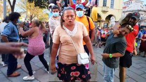 Pleitos son el pan de cada día en el parque Libertad
