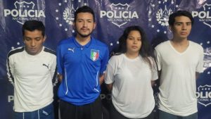 Nueve personas capturadas por riñas en bares