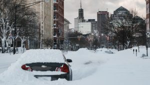 FOTOS: Muertos en vehículos y en la calle por tormenta de Nieve en EE.UU.
