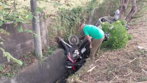 Un motociclista murió y otro resultó lesionado en dos accidentes en Sonsonate