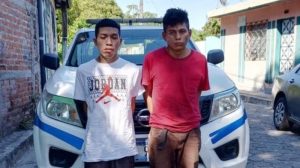 Capturan a dos pandilleros que supuestamente asesinaron a joven en Cuscatancingo