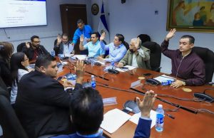 GANA justifica que reformas a Ley de Tránsito son para adecuar multas por instalación de semáforos inteligentes