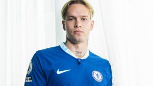 Soldados ucranianos recibirán fondos de millonario fichaje al Chelsea