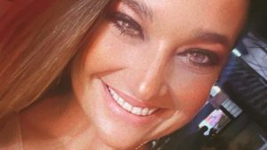 "Hoy sí está sin filtros", María Elisa Parker provoca controversia con fotografía de su rostro