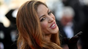Trapeando, entaconada y amenazante. Shakira tira nueva indirecta a Piqué