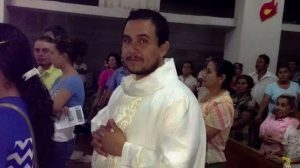 Sacerdote es condenado a 8 años de cárcel en Nicaragua, por opinar en redes sociales