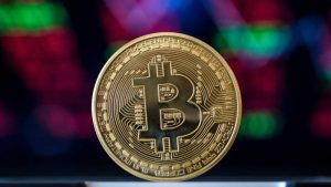 El Bitcoin sobrepasó los $31,000 pero sigue valiendo 55% menos que en 2021