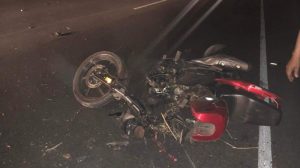 Padre e hija están graves tras ser atropellados en carretera hacia Acajutla