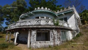 Conoce la misteriosa casa escondida con vista al Lago de Ilopango
