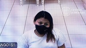 Mujer suma cuatro condenas por robos en el transporte colectivo