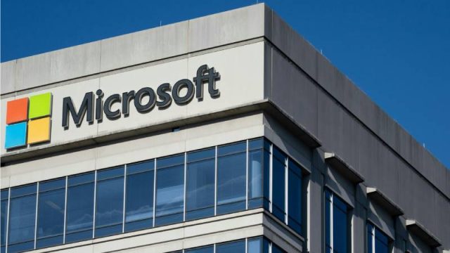 Caída global de Amazon Web Services afecta a Netflix, Microsoft y Fortnite