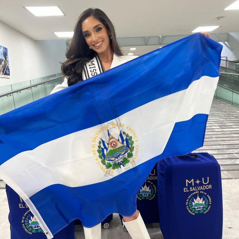 salvadoreña Alejandra Guajardo en Miss Universo