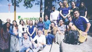 Universitarios de Nueva York estudian modelo de negocios de Súper Selectos
