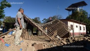 Los sismos han dañado más de un centenar de casas, principalmente que estaban construidas de adobe.