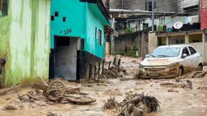 Al menos 36 muertos y unos 40 desaparecidos por lluvias en Brasil