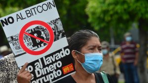 “El Salvador debe abordar los riesgos del Bitcoin”, advierte el FMI