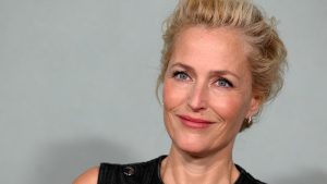 Gillian Anderson quiere que las mujeres le confiesen sus fantasías más íntimas