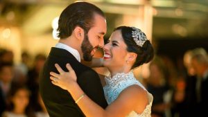 Nayib Bukele y su esposa Gabriela anuncian que serán padres por segunda vez