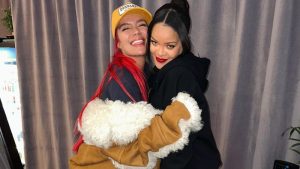 "Te amo, mamasota": Karol G enloquece tras conocer a Rihanna