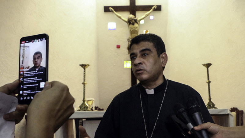 Obispo Rolando Alvares preso en Nicaragua