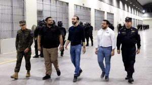Cristosal: Bukele le apuesta a la Megacárcel y no a la prevención del delito