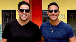 "Juntos avanzando... te amo", Billy Calderón recibe el máximo apoyo de su hermano gemelo