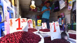 Inflación comienza a ceder, pero el costo de los alimentos sigue manteniéndose al alza