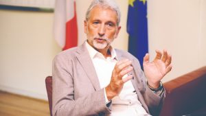 François Bonet, embajador de Francia en El Salvador