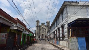 FOTOS: Así luce alrededor de la iglesia El Calvario tras desalojos