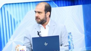 Reducción de municipios "es una propuesta de Bukele" y no de los gobernadores, afirma ministro Bidegain