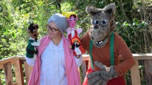 Buchinche Colectivo trae su obra "La abuelita y el lobo feroz"