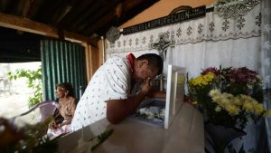 Hijo de militar retirado murió detenido bajo el régimen de excepción