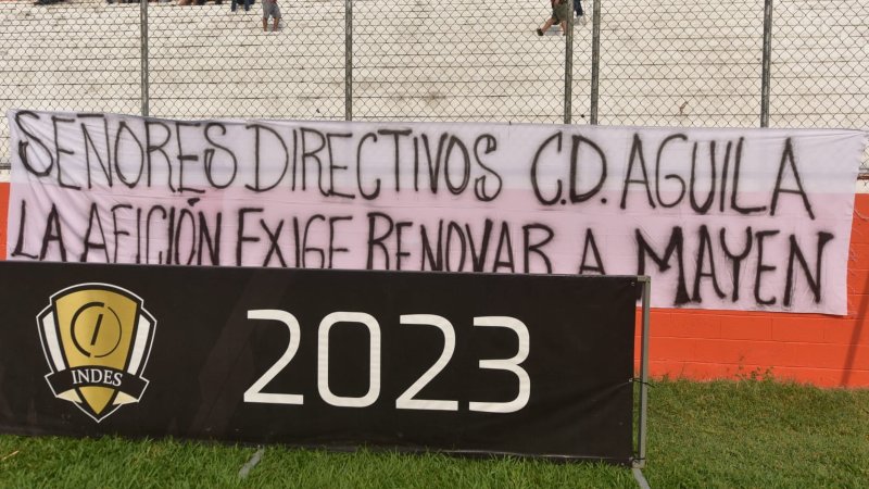 Pancarta Gerson Mayén Águila LMF Clausura 2023