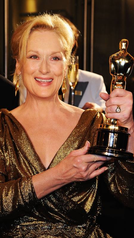 Meryl Streep con el Óscar por su interpretación en La Dama de Hierro