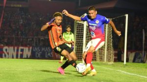 FAS Águila clásico