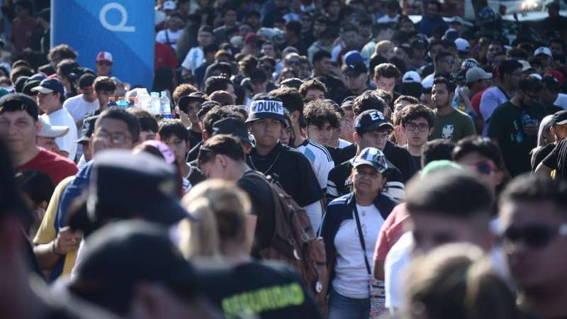 Cientos de salvadoreños se han dado cita en el Pepsi Fest 2023. Foto: EDH / Francisco Rubio