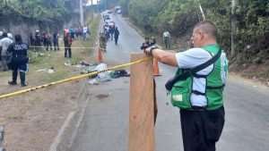 Carro tuvo fallas mecánicas: un muerto y diez lesionados en accidente en Santa Tecla