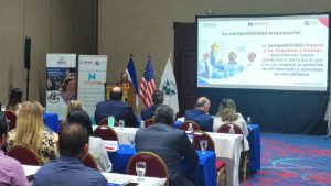 Camara de Comercio y la USAID en lanzamiento con mypimes y pymes