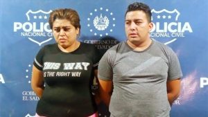 Pareja captada en video tras supuesto hurto es enviada a prisión