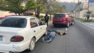 Seis capturados con 100 kilos de cocaína  dentro de vehículo en Antiguo Cuscatlán