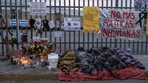 Juez mexicano ordena prisión a tres funcionarios de migración por muerte de 40 migrantes
