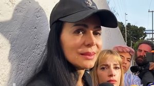 Maribel Guardia llora desconsolada al recordar a su hijo Julián