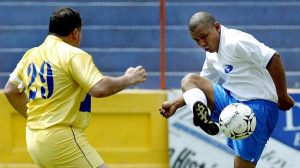 policia nacional civil futbol juego mascon pandilleros mareros recuerdo el salvador soccer pandilla rehabilitacion portada