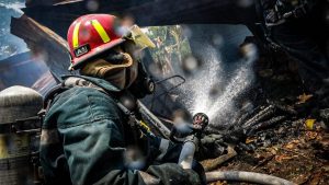 Incendio dejó daños en vivienda de madera y lámina en Apopa