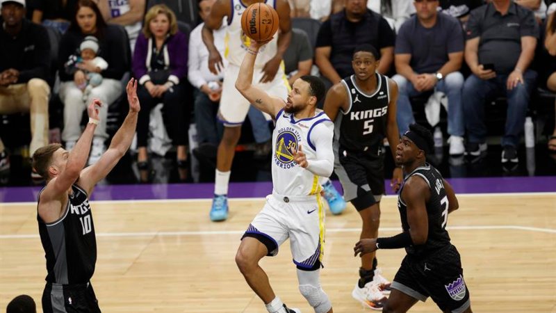 Golden State Warriors - Stephen Curry - Sacramento Kings
