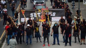 "Los estudiantes tienen miedo de protestar por sus derechos": marcha salió de UES